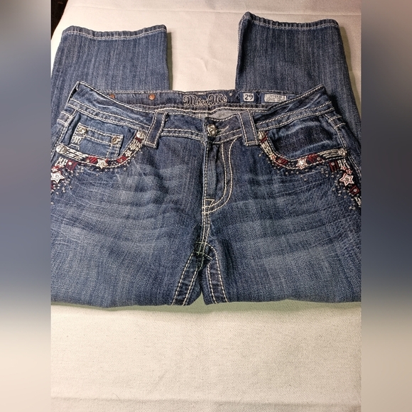 New Condition MISS ME bling embroidered cuffed blue denim capris (#41) - Picture 1 of 11
